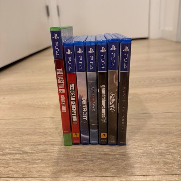 PS4 games bundle - Picture 2 of 2
